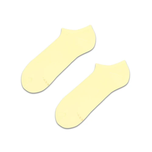 Skarpetki Stopki Basic - Banana Shake w kolorze jasnożółtym.